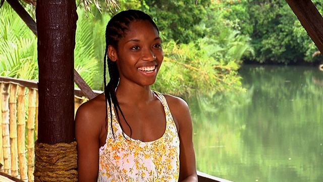 Survivor: Philippines - Meet Roxy