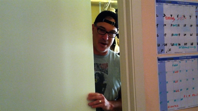 Rules of Engagement - Behind The Scenes: Patrick in Wardrobe