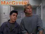 MacGyver - Off The Wall
