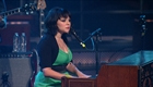 Norah Jones - Out On The Road
