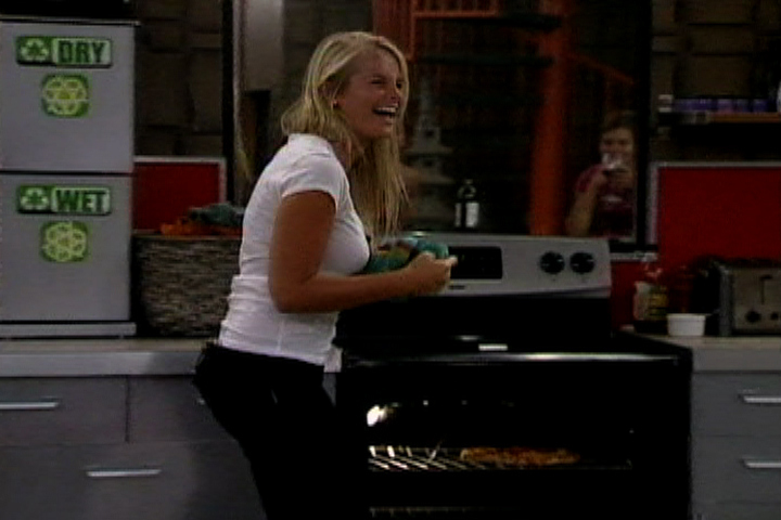 Big Brother Feed Highlight - Jordan Disses Lydia