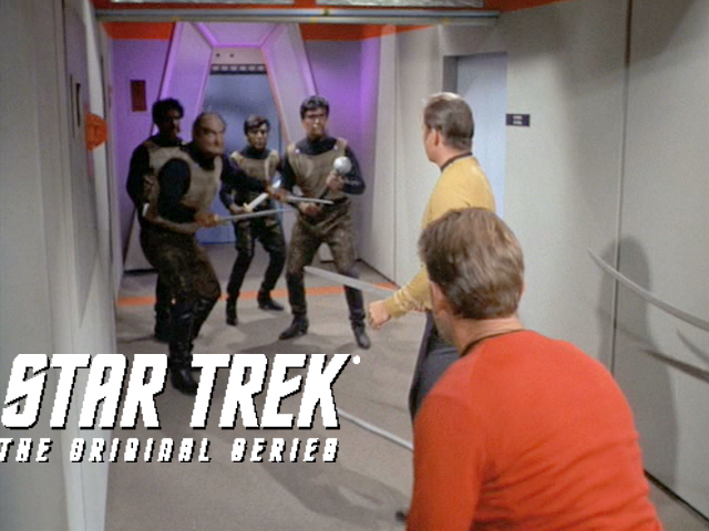 Star Trek - Enterprise Crew vs. Klingon