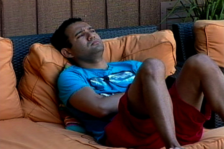 Big Brother Feed Highlight - Kevin Counts His Chances