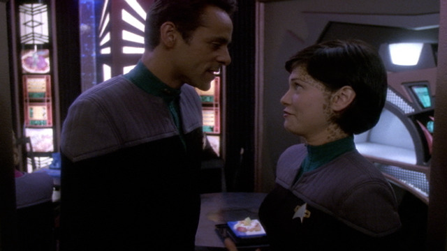Watch Star Trek Deep Space Nine Season 7 Episode 24 The Dogs Of War Full Show On Cbs All Access