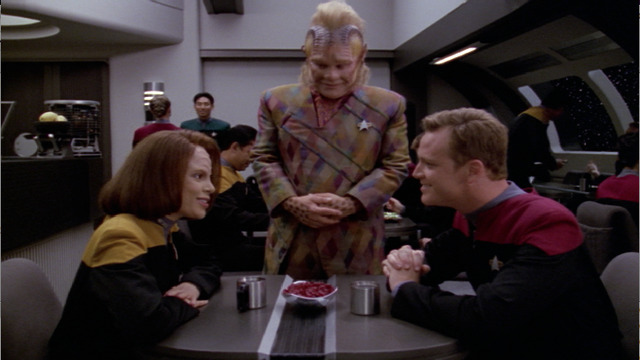 Watch Star Trek Voyager Season 5 Episode 8 Nothing Human Full Show On Cbs All Access