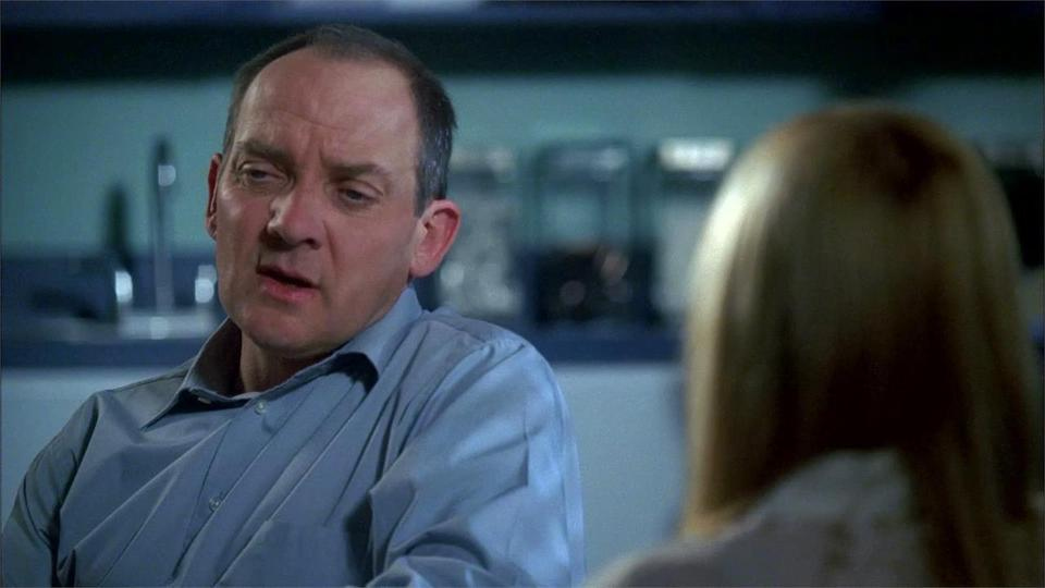 Medium : The Other Side of the Tracks'