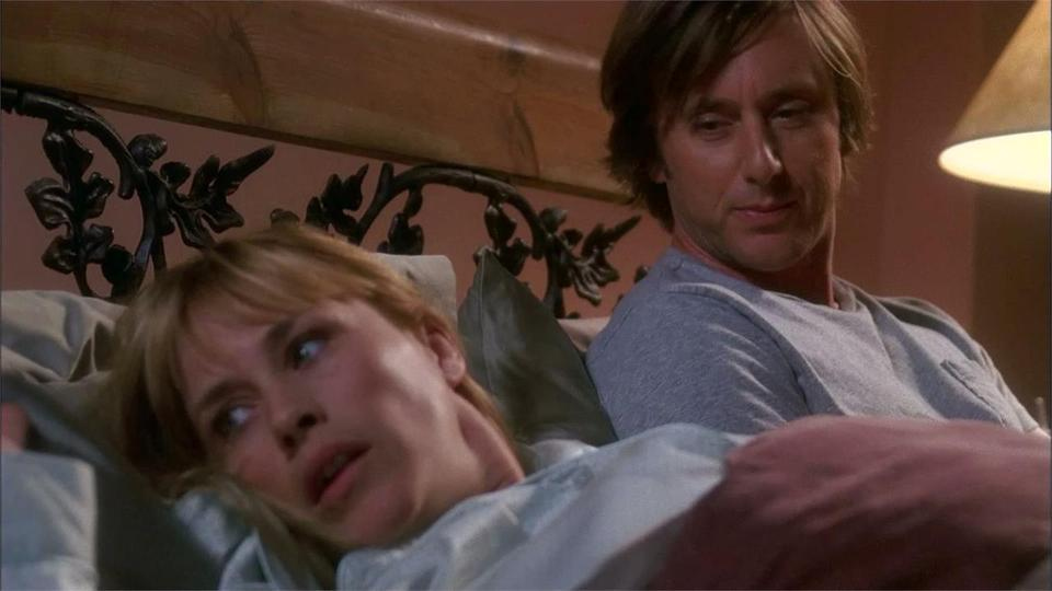 Medium : Light Sleeper'