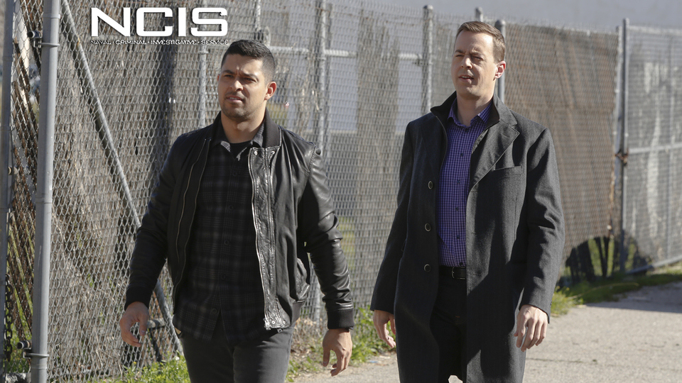 NCIS : What Lies Above'
