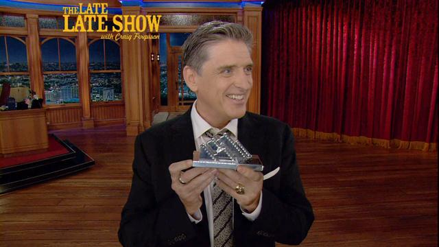 The Late Late Show: Craig Ferguson - Craig Wins an Award