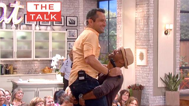 The Talk - Shemar Shows 'Talk' Love