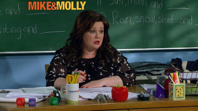 Mike & Molly - You Called the Cops on Me?