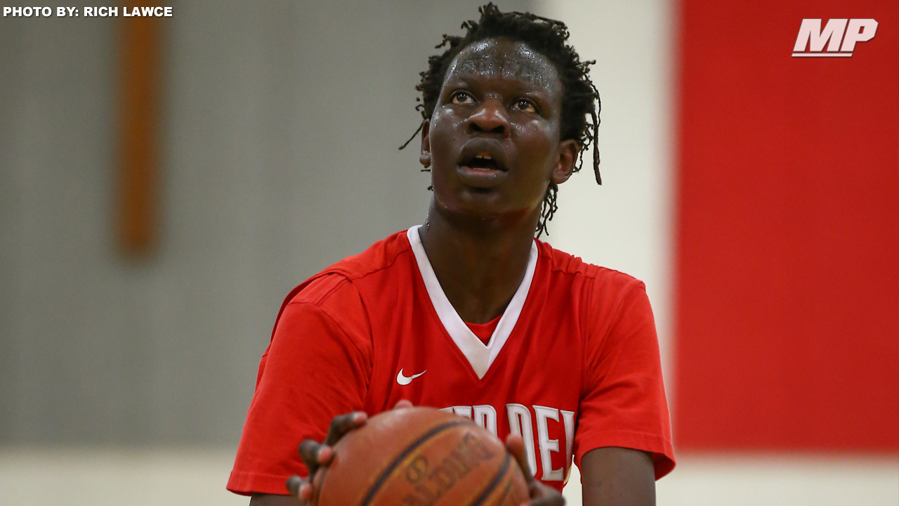 VIDEO: 7-footer Bol Bol looks strong in debut for No. 11 Mater Dei