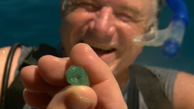 60 Minutes: The Case Against Lehman, Christians of the Holy Land, The Trouble with Treasure