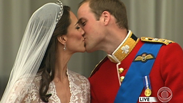 Prince William and Kate Middleton's balcony kiss