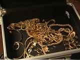 Forget Tupperware, Go Gold