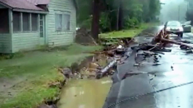 Irene's flooding overtakes Vermont town