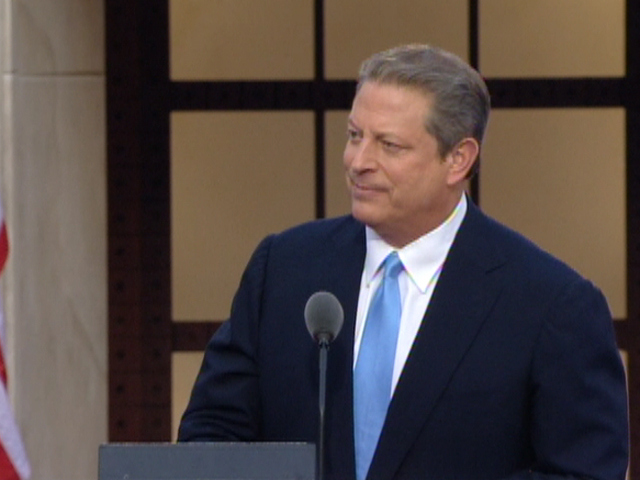 Gore Lauds Obama's Experience