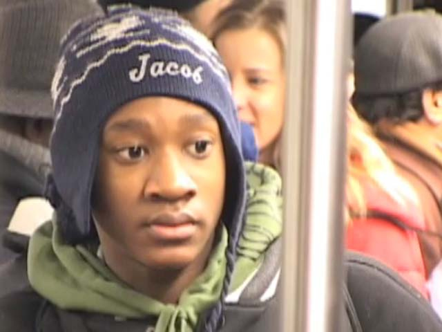 Commuters Flock To Mall