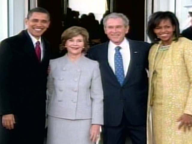 Obamas Arrive At White House