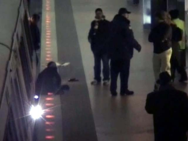 Woman Falls On Tracks In D.C.