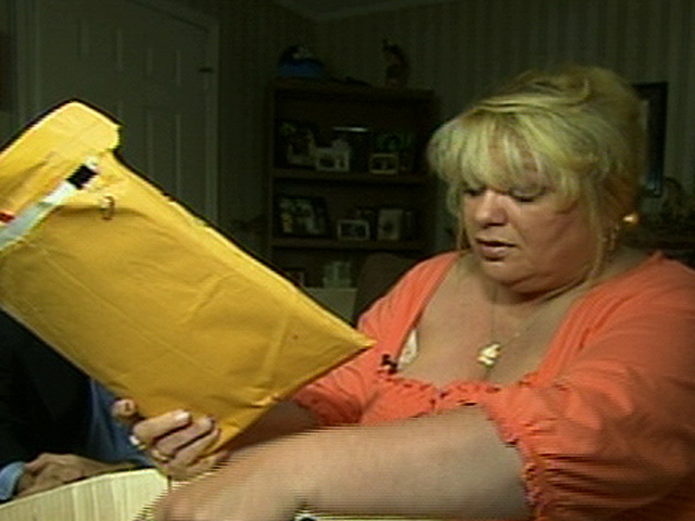 Housewife Hunts For A Killer