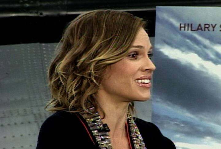 Hilary Swank Soars in 'Amelia'