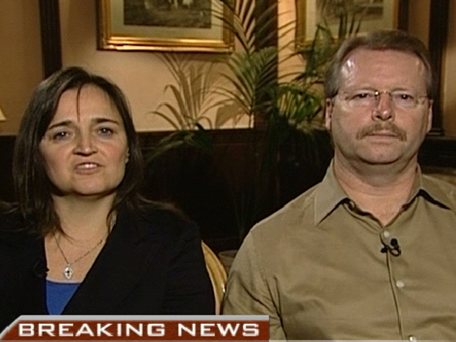 Knox Parents Await Verdict