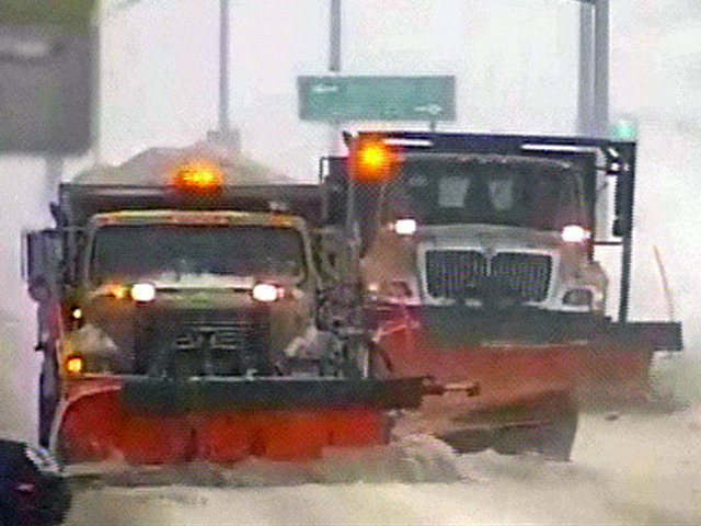 Snow, Ice Blanket Midwest