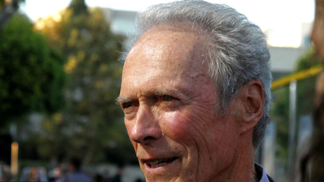 Clint Eastwood saves choking man at golf tournament