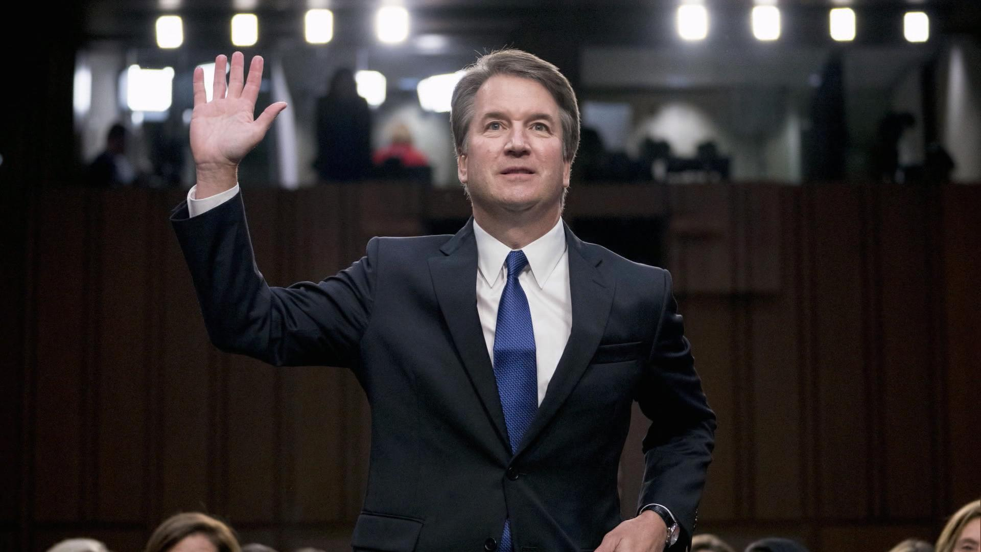 Watch Sunday Morning: Behind the headlines: Battle over the