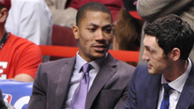 Lead Off: Derrick Rose: You've Got Mail