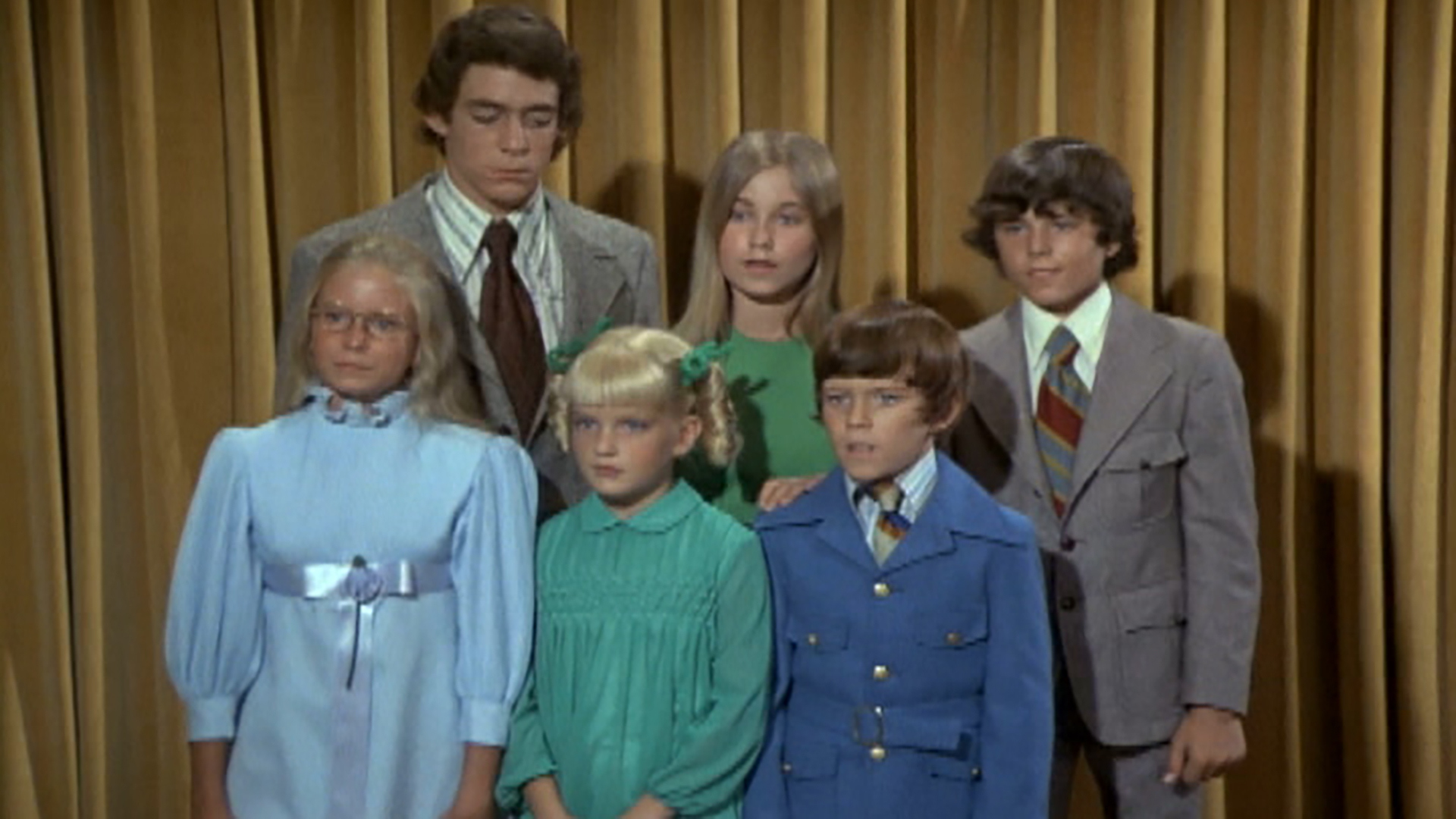 Watch The Brady Bunch Season 3 Episode 13 Not So Rosed Colored Glasses Full Show On Paramount