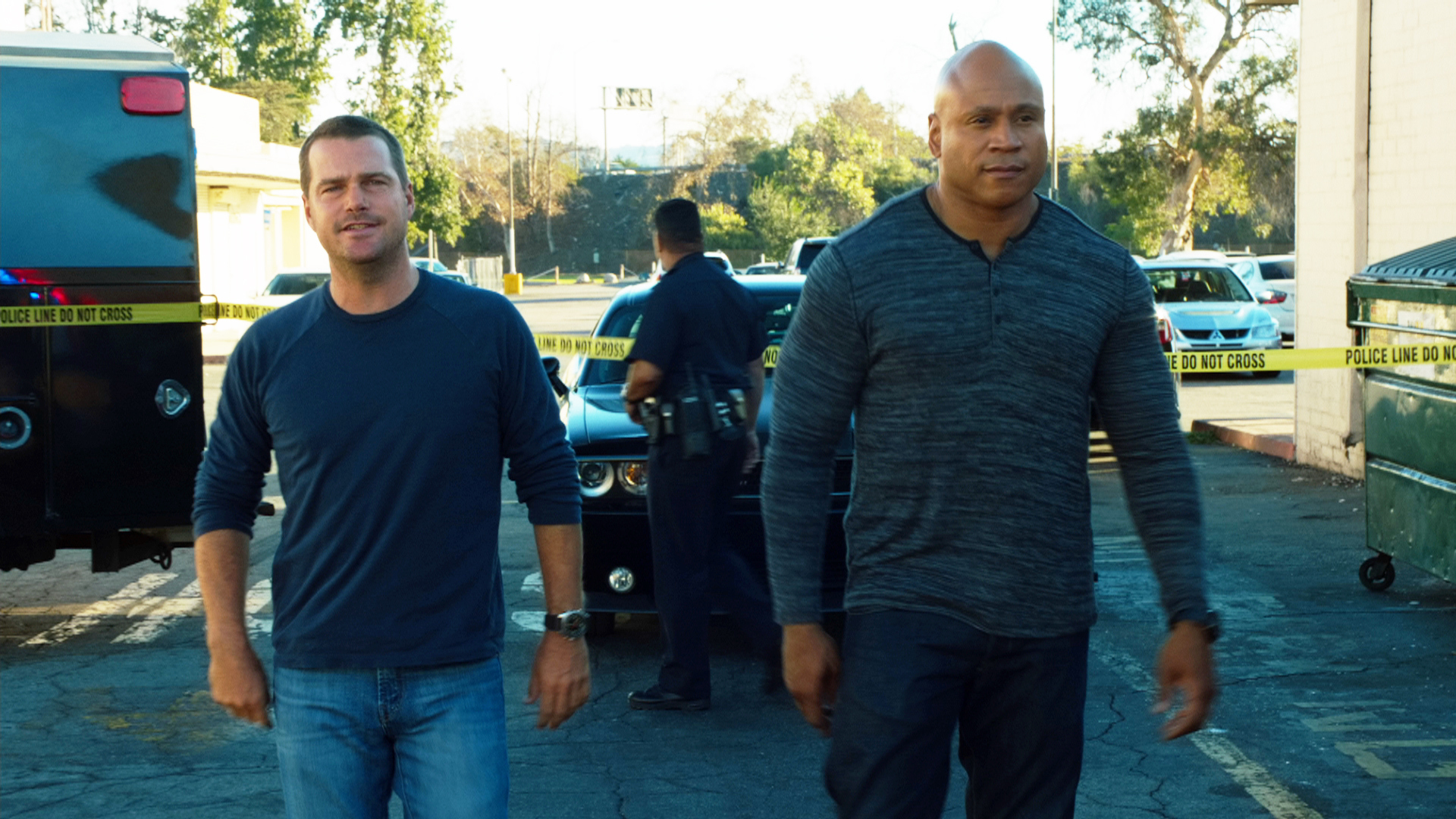 Watch NCIS: Los Angeles Season 6 Episode 8: The Grey Man - Paramount+ ...