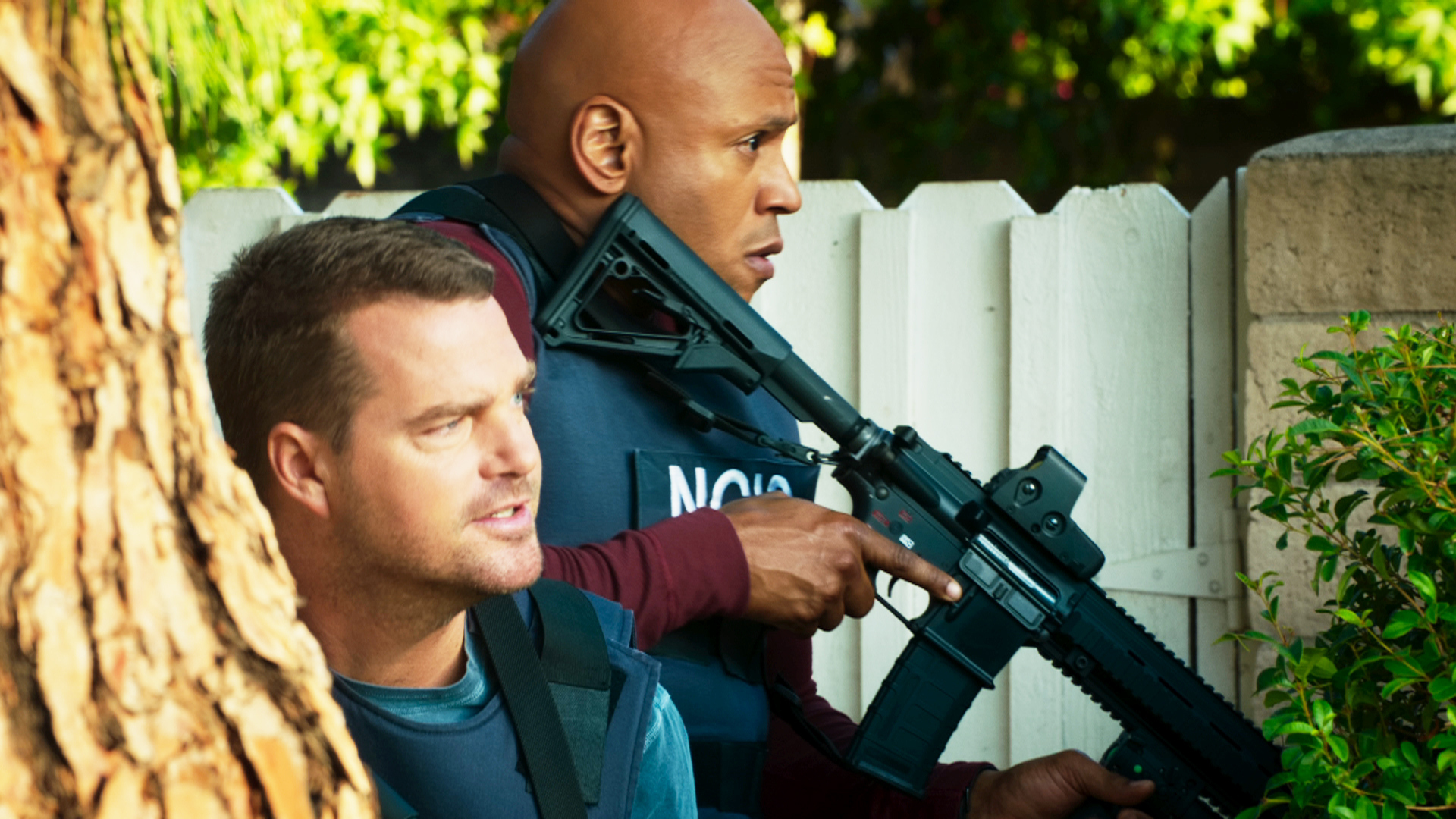 watch-ncis-los-angeles-season-7-episode-9-defectors-paramount