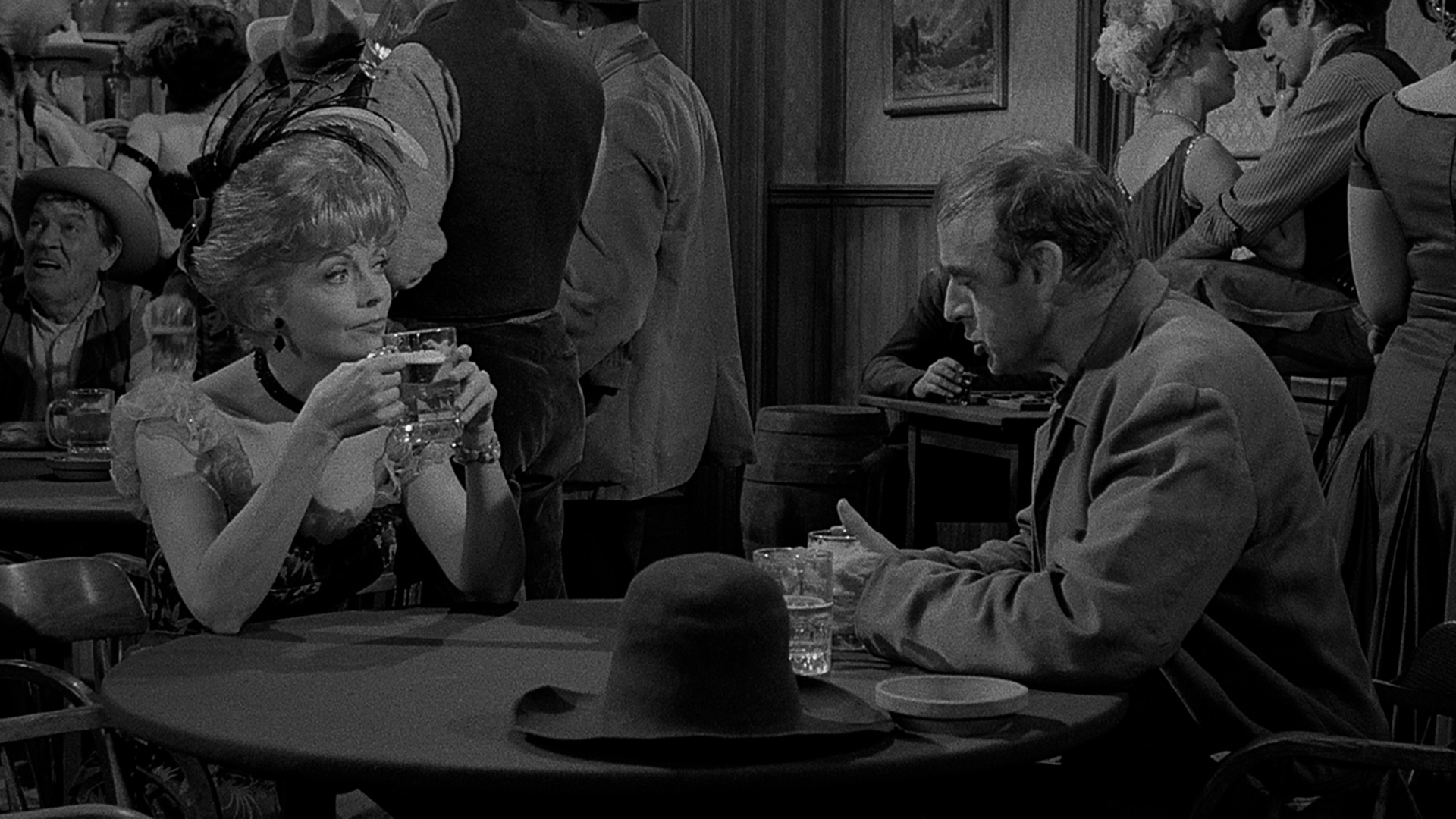 Watch Gunsmoke Season 9 Episode 26 Gunsmoke Caleb Full show on