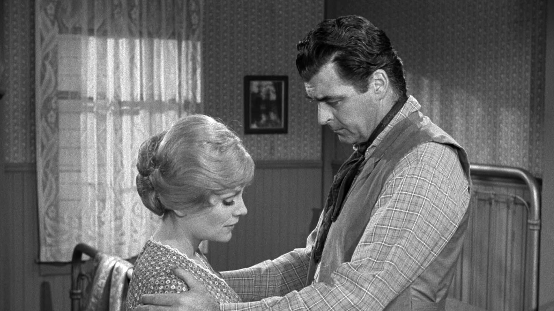 Watch Gunsmoke Season 10 Episode 33 Gunsmoke Honey Pot Full show