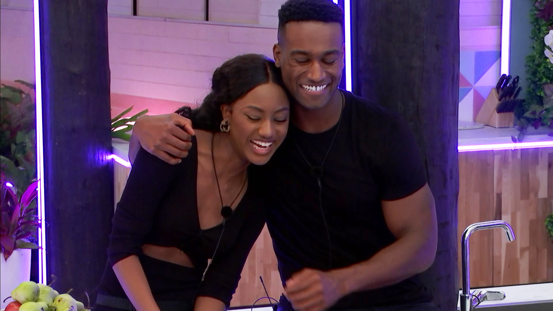 Watch Love Island Love Island Usa Alana Can T Wait To Make Yamen Her Bae Full Show On Cbs All Access