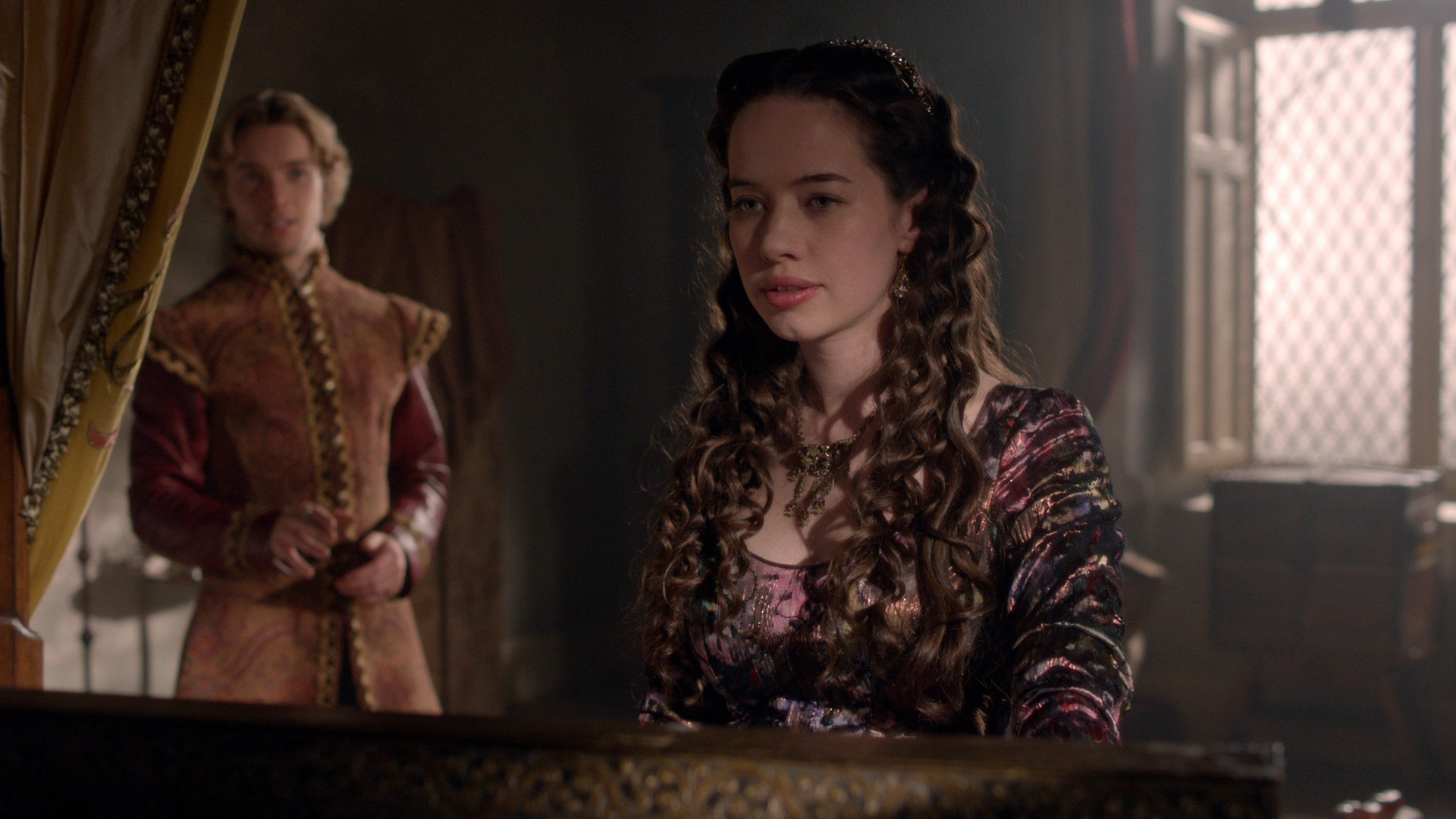 Watch Reign Season 2 Episode 14 The End of Mourning Paramount+ Canada(02)