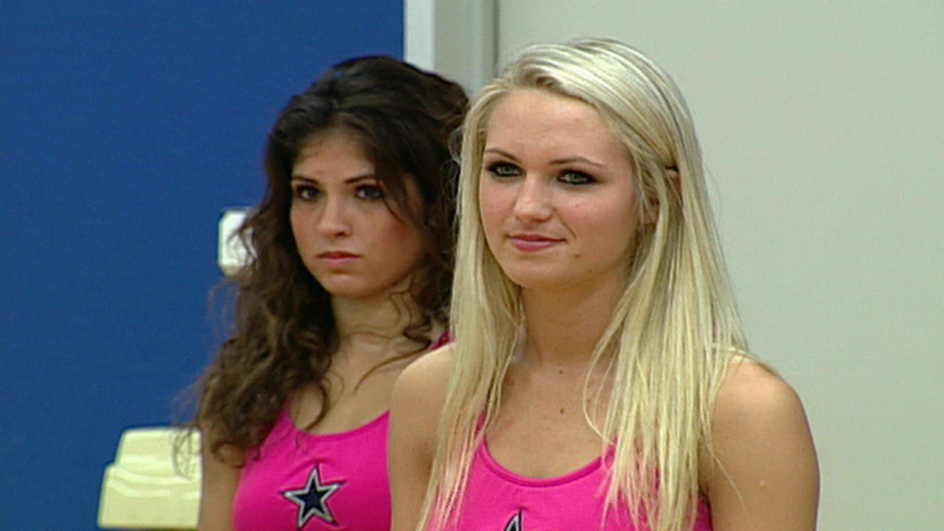 Watch Dallas Cowboys Cheerleaders: Making The Team Season 2 Episode 3:  Episode 3 - Full show on Paramount Plus