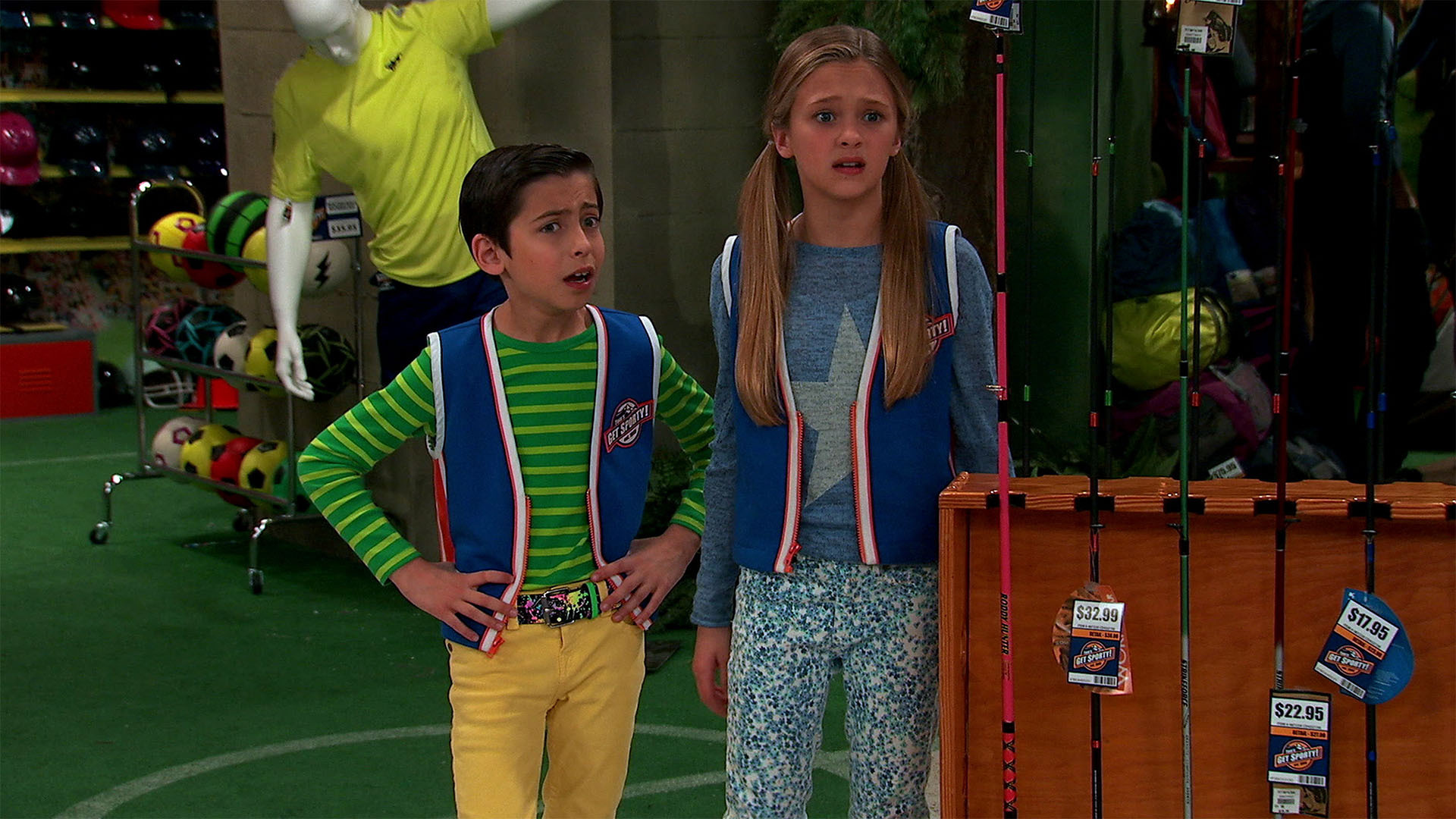 Ve Nicky, Ricky, Dicky & Dawn: Nicky, Ricky, Dicky & Dawn - Asuntos