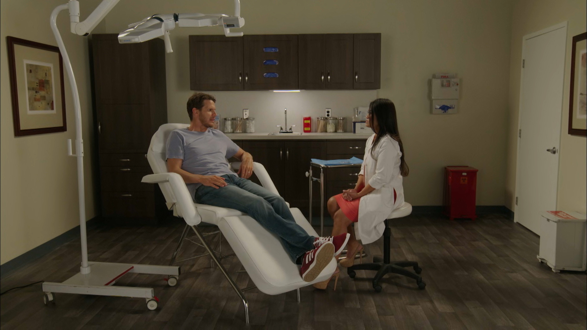 Watch Tosh.0 Season 8 Episode 12: 14, 2016 - Dr. Popper - Full show on Paramount Plus