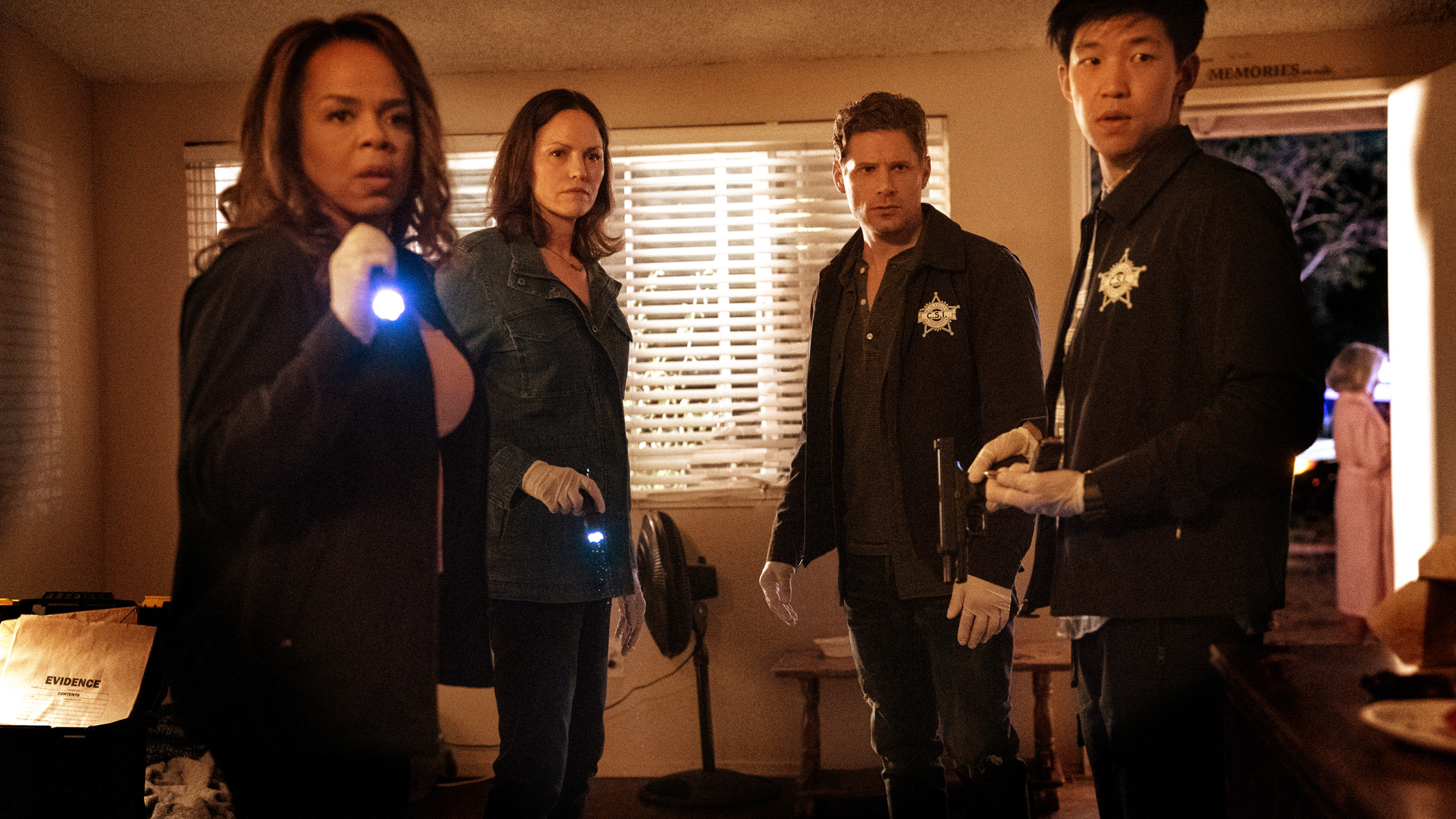 Watch CSI: Vegas Season 2 Episode 8 : CSI To Solve Grace's Case - Watch  Full Episode Online(HD) On JioCinema