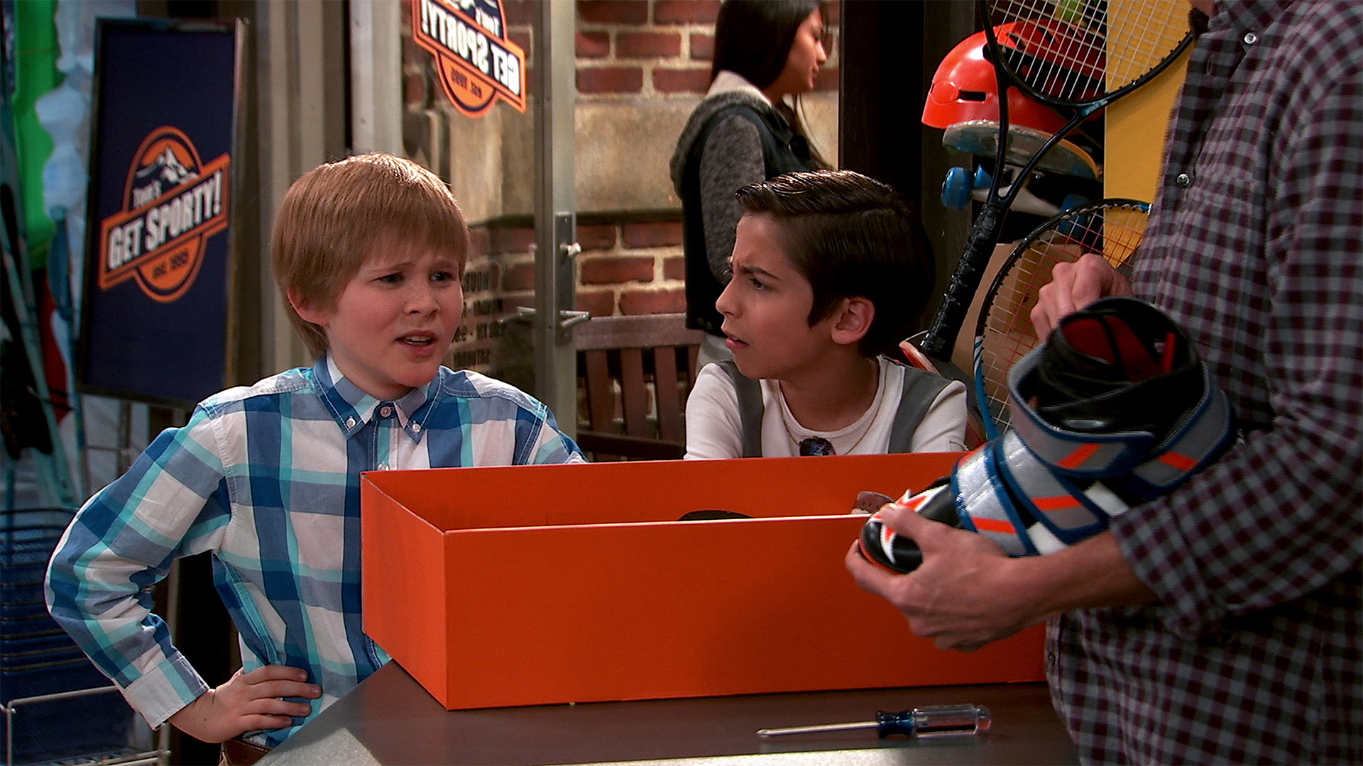 Watch Nicky, Ricky, Dicky & Dawn Season 2 Episode 8: Sweet Foot Rides ...