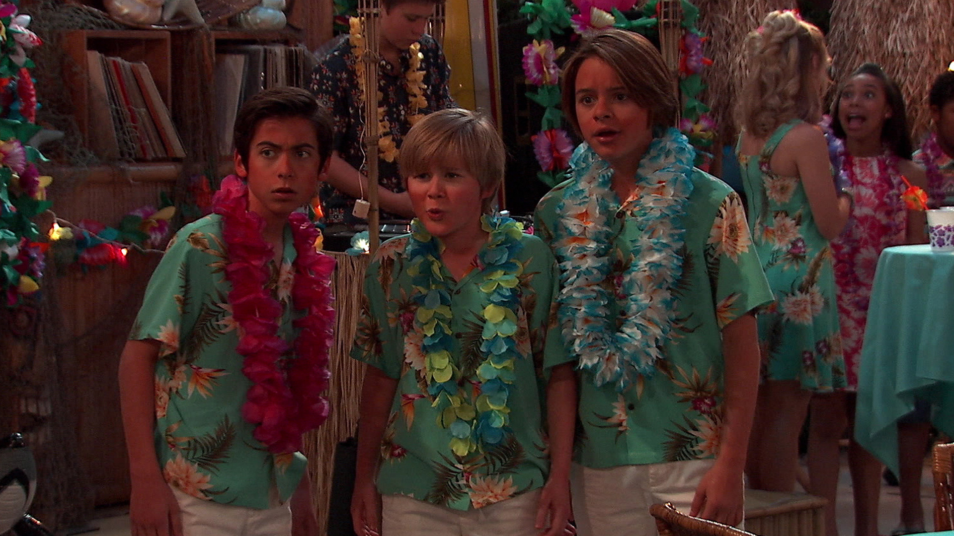 Watch Nicky, Ricky, Dicky & Dawn Season 3 Episode 19: One Quadzy Summer ...
