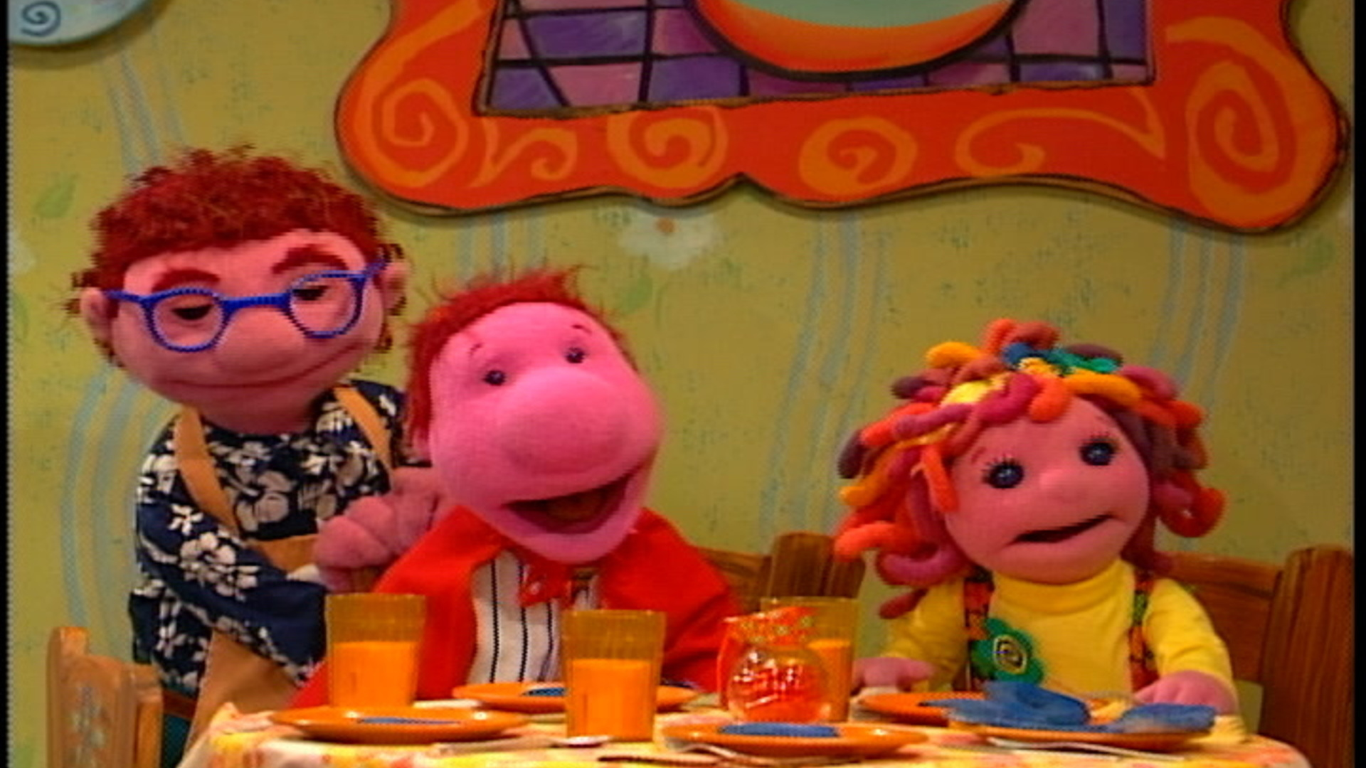 Watch Allegra's Window Season 3 Episode 4: Have Your Cakes - Paramount+ ...