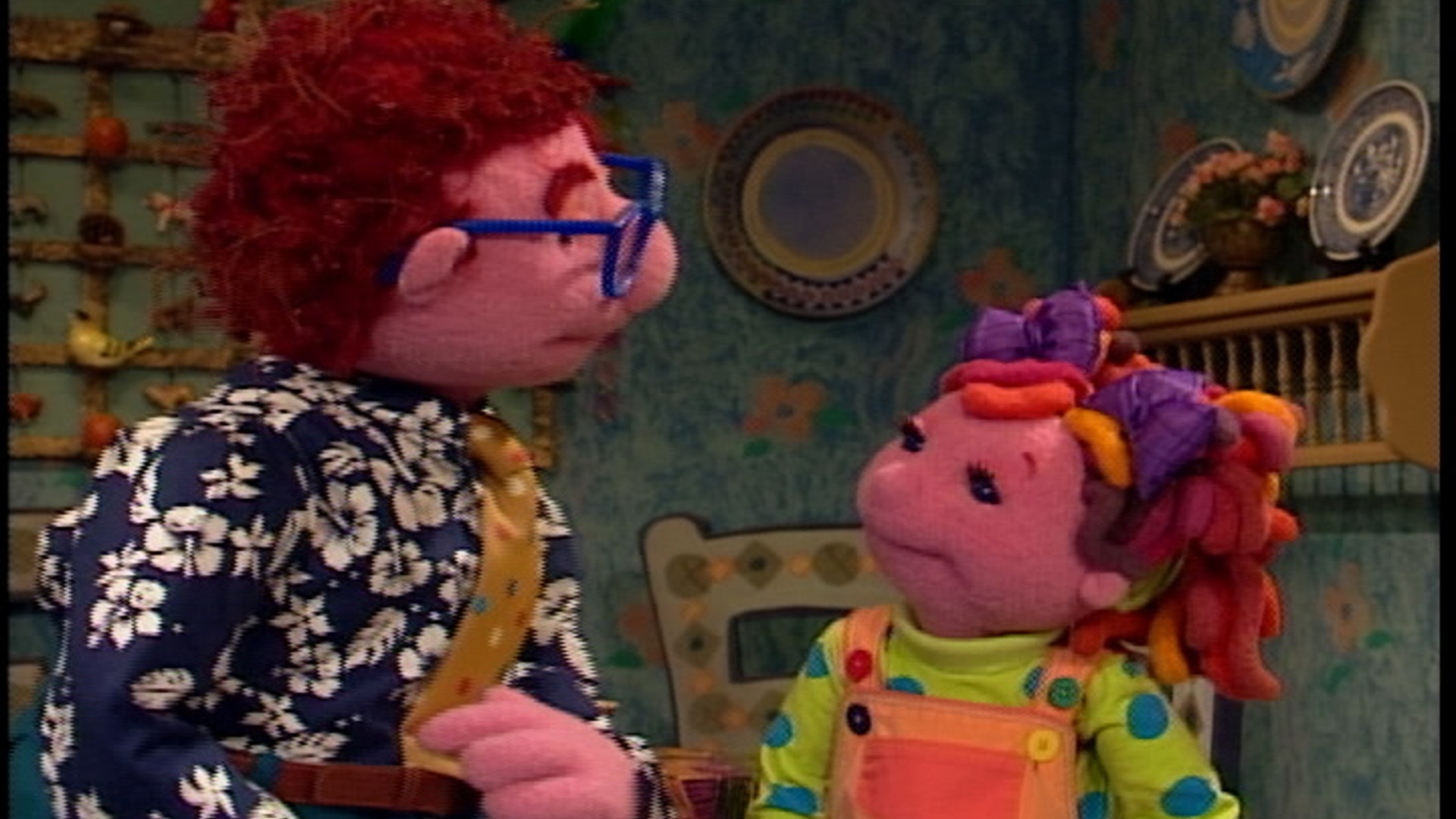 Watch Allegra's Window Season 2 Episode 17: Doodlehead - Paramount+ ...