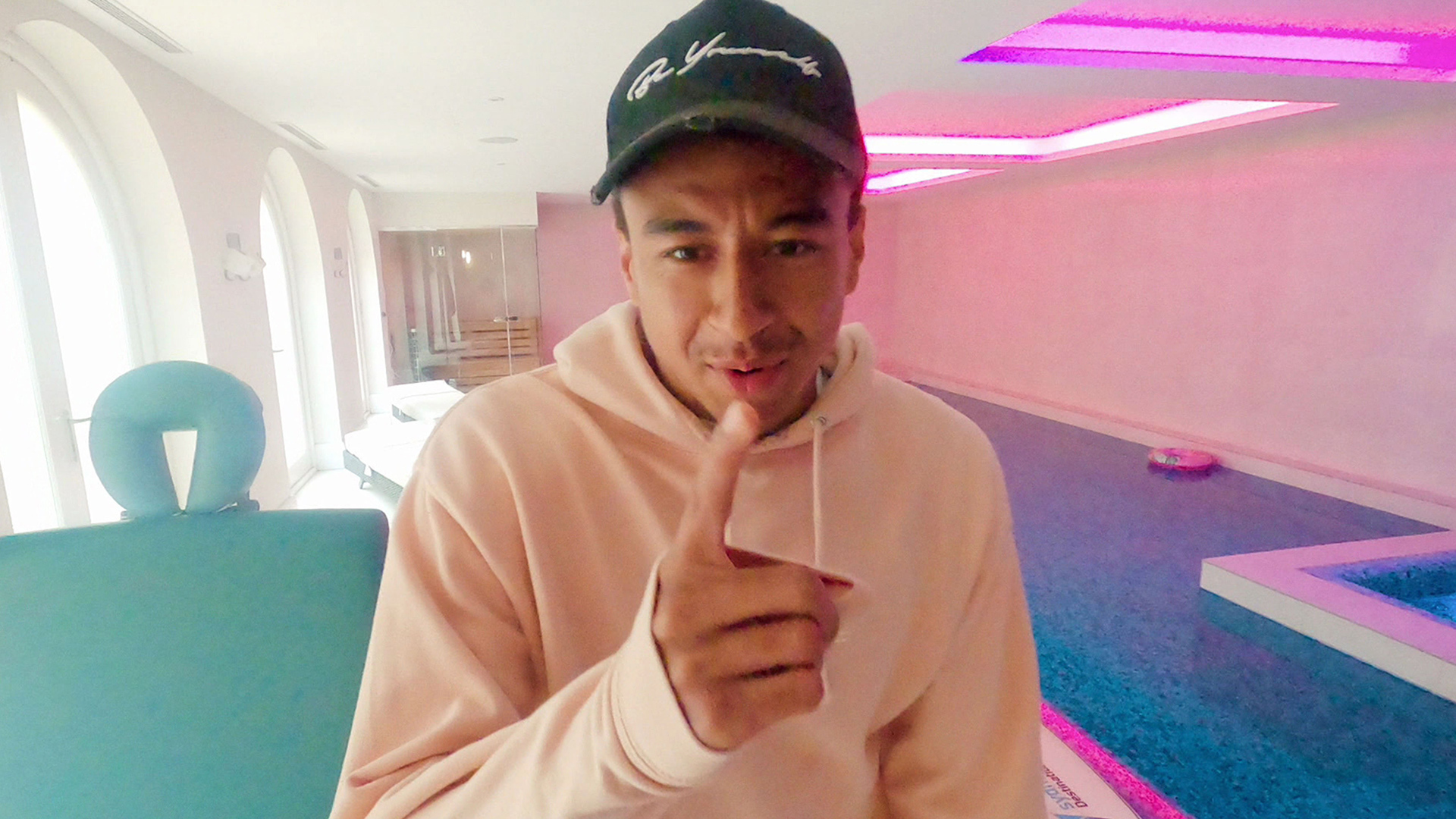 Jessie: Stagione 2 - 101 lucertole (2012) - (S2E4) - Sfondi — The Movie  Database (TMDB), image size:1920x1080