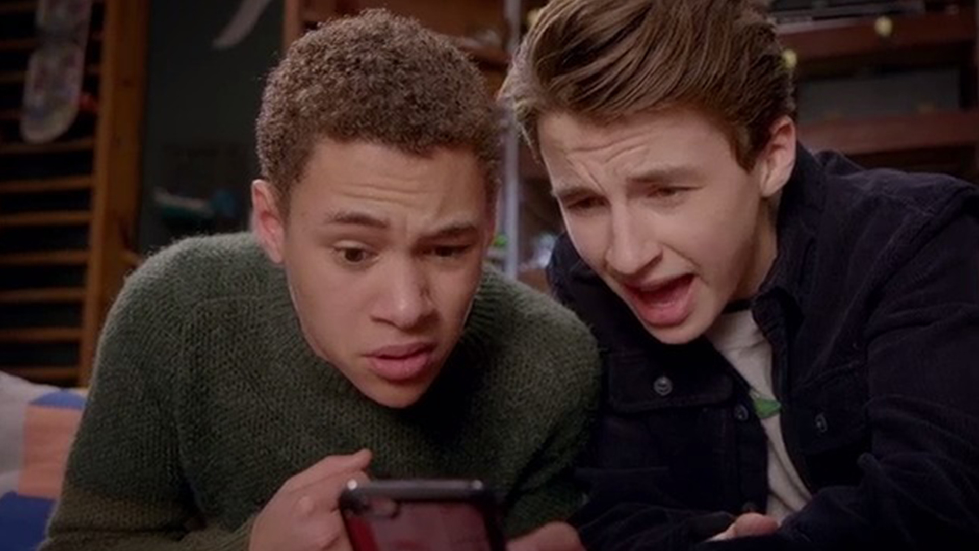 Guarda Hunter Street stagione 3 episodio 19 Hunter Street Appelli