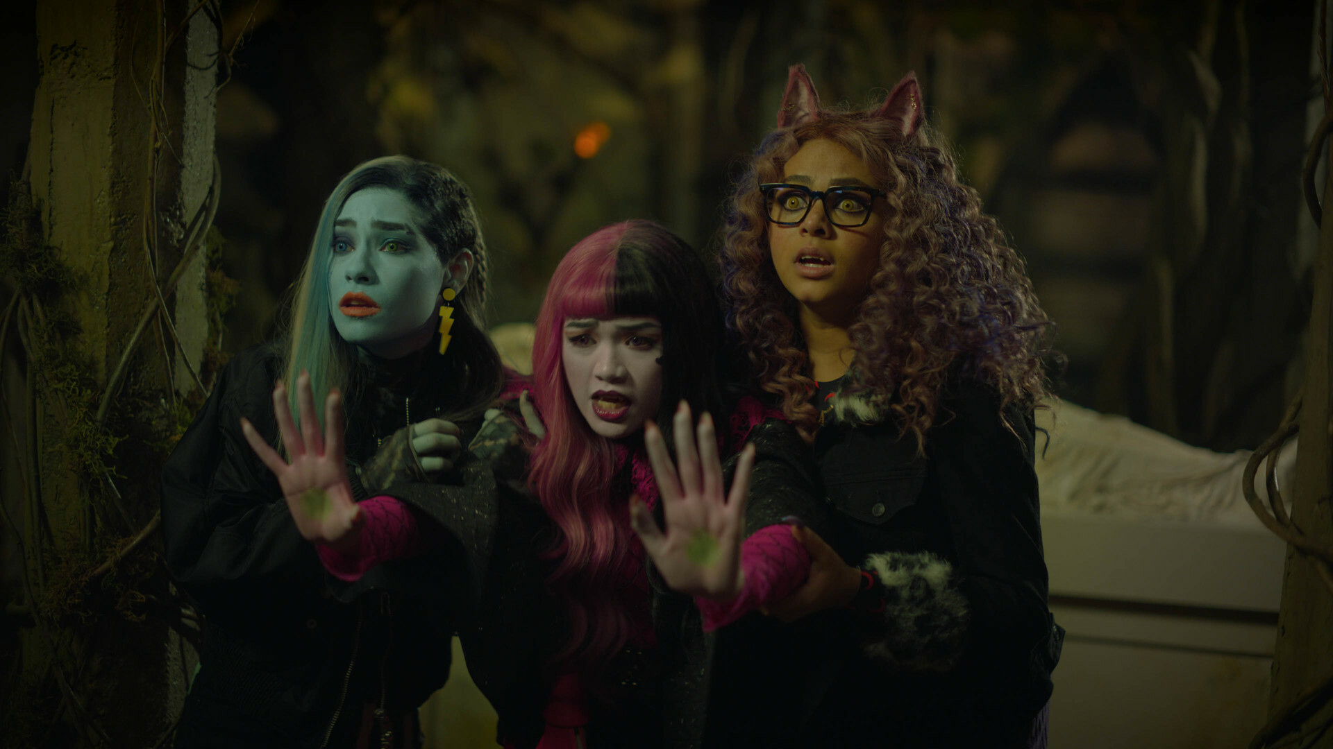 Watch Paramount +: Monster High 2, Meet The Class Of Monster High 2