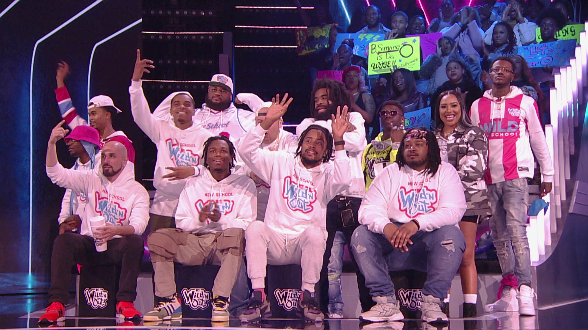 Watch Nick Cannon Presents Wild 'N Out Season 15 Episode 16 Naughty By Nature / Pivot Gang